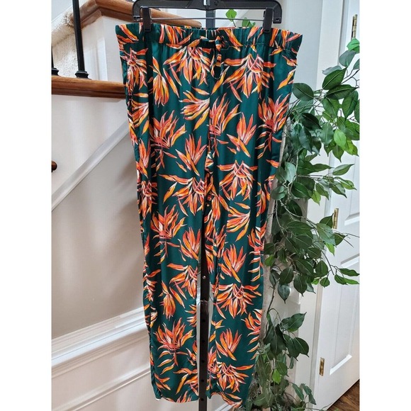 Esmara Women's Green Polyester Pull On Mid Rise Comfort Waist Trouser Pant 12 - Picture 1 of 9